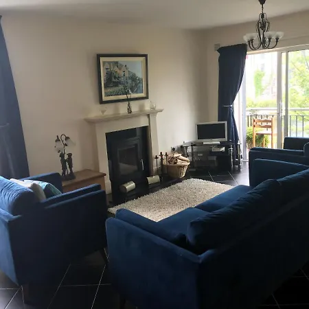 Spanish Arch City Centre Penthouse All Ensuite *