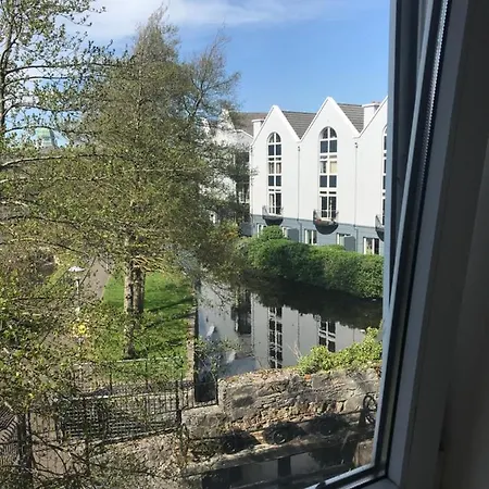Spanish Arch City Centre Penthouse All Ensuite Galway